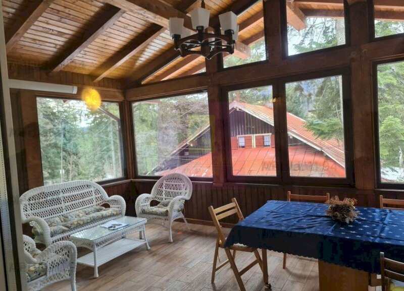 Vila de vanzare in Sinaia - Zona Cumpatu